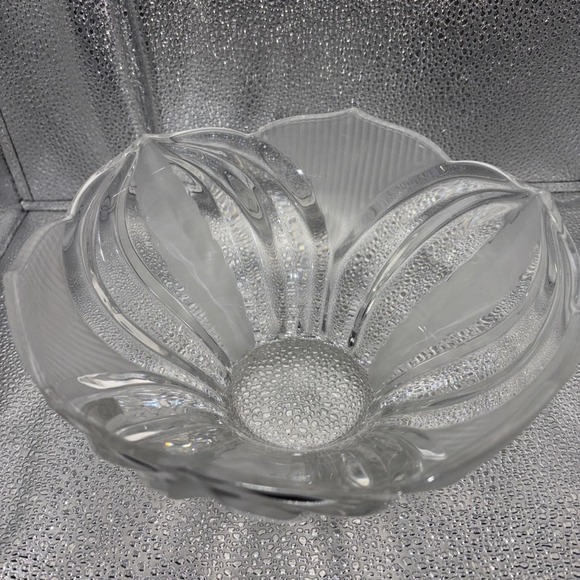 Imperlux Other - VTG Imperlux Lead Crystal Cut Bowl Dogwood Pattern Frosted Clear Fruit Punch‎